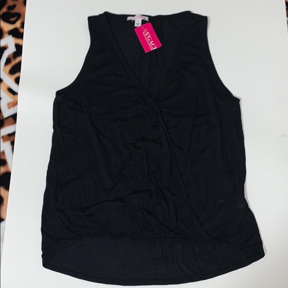 Black tee